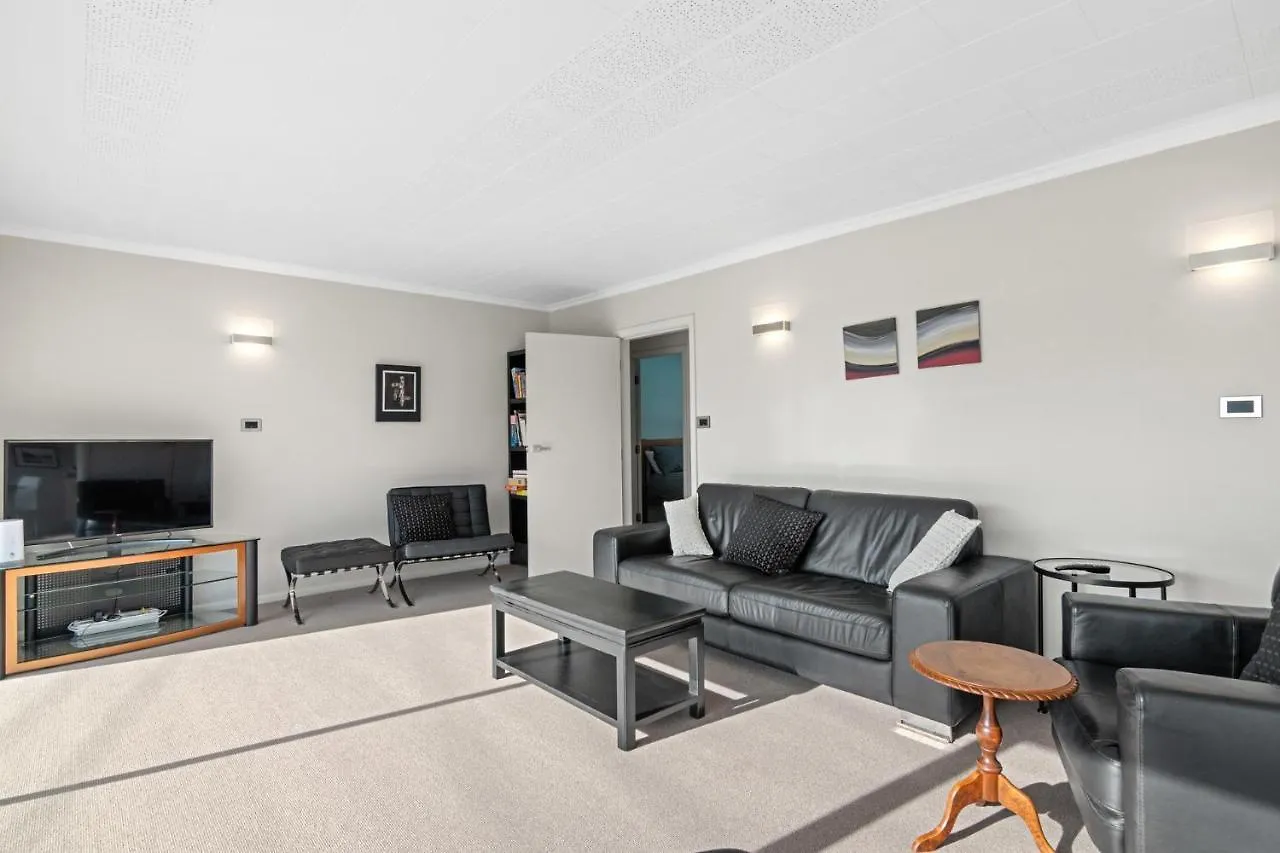 Holiday home Seaside Sounds - Picton Upstairs Unit Villa New Zealand